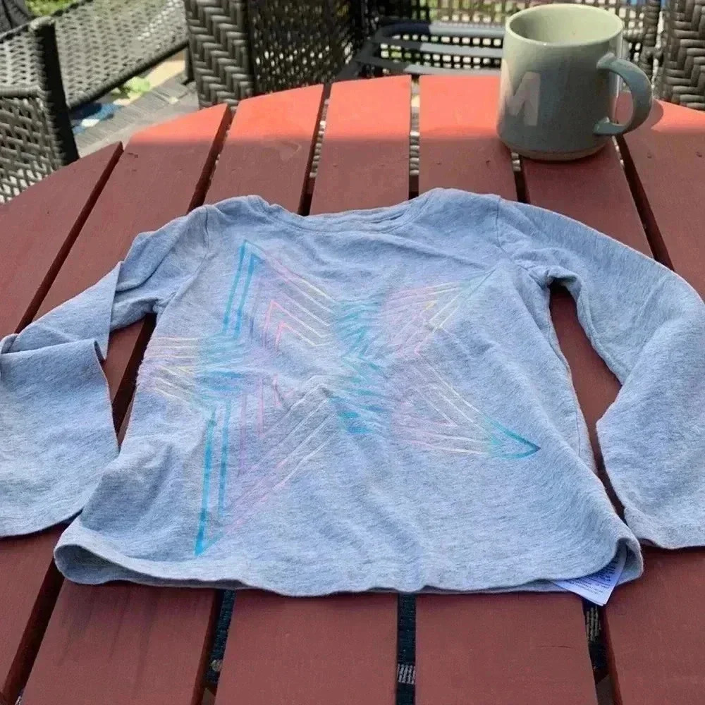 Five for  25 Gap longsleeved lightweight T-shirt